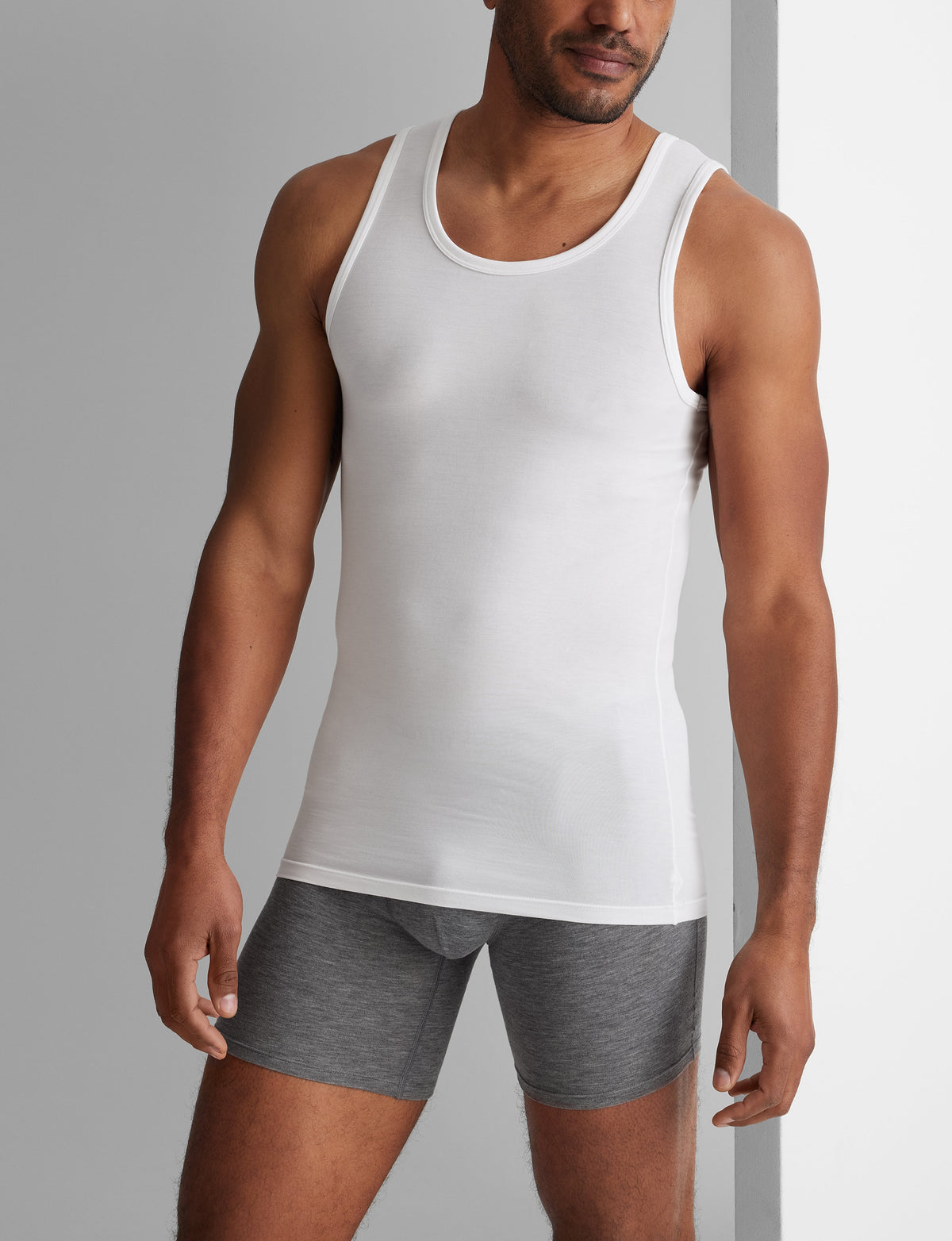 Second Skin Tank Stay-Tucked Undershirt