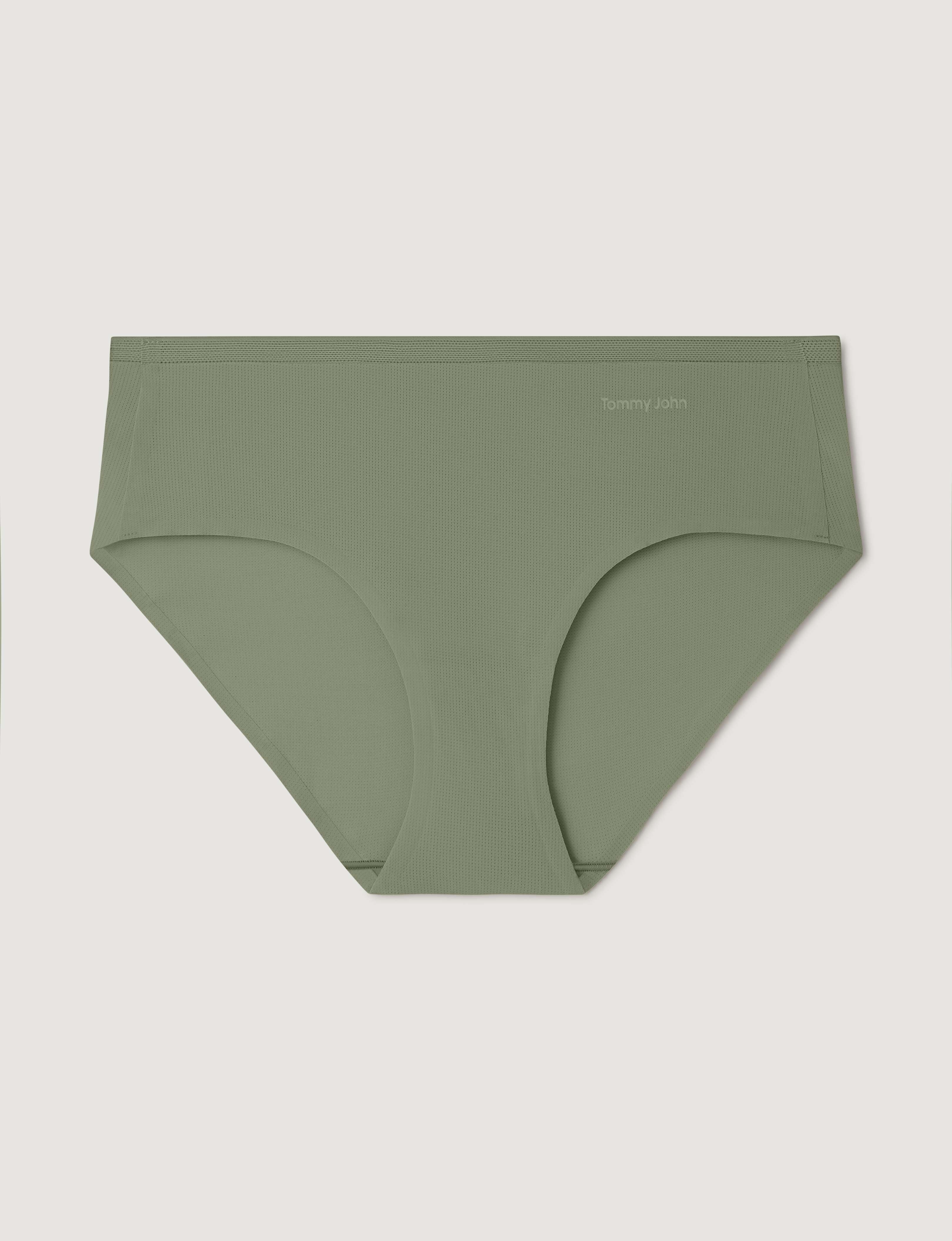 Women's Air Brief
