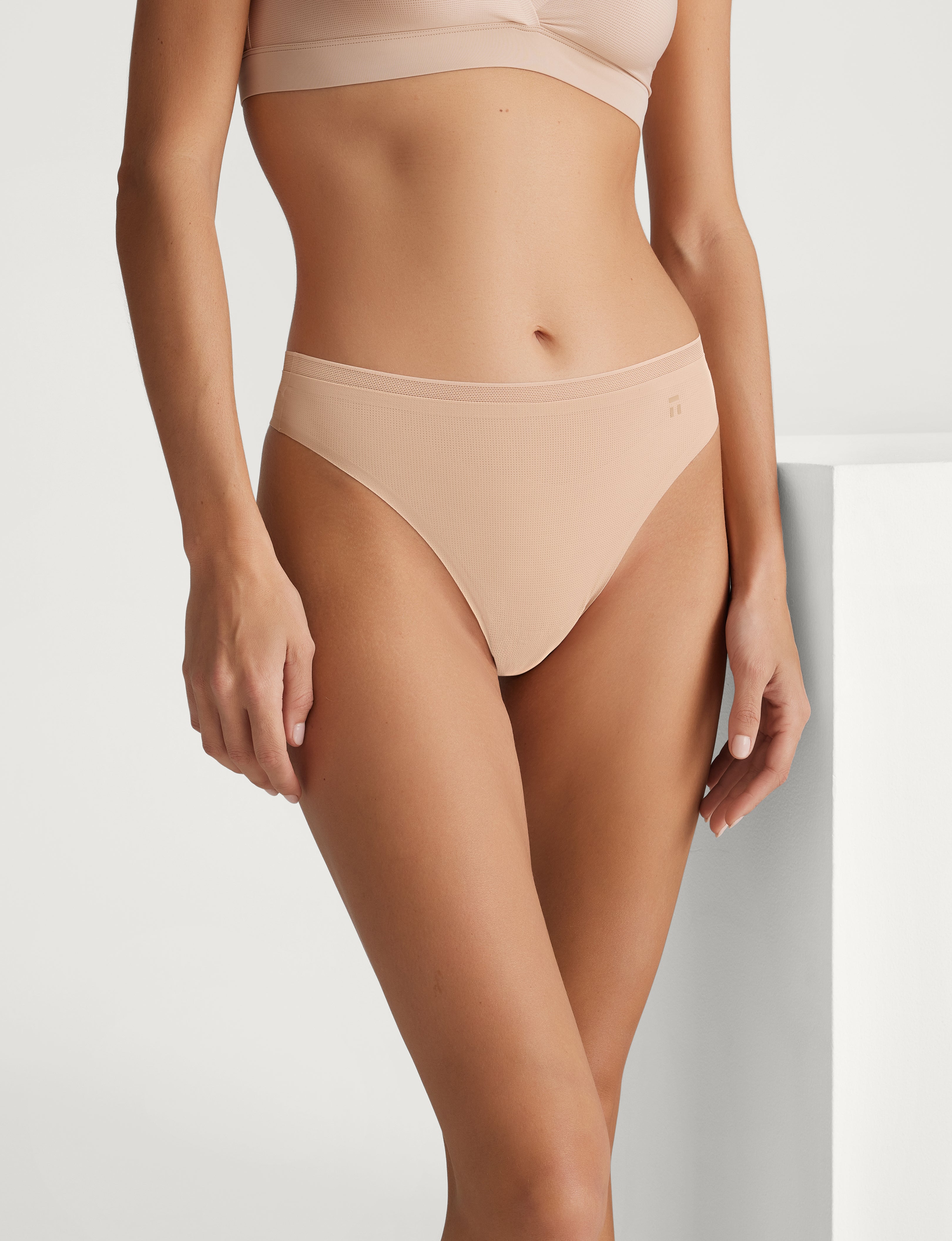 Women's Air Thong (5-Pack)