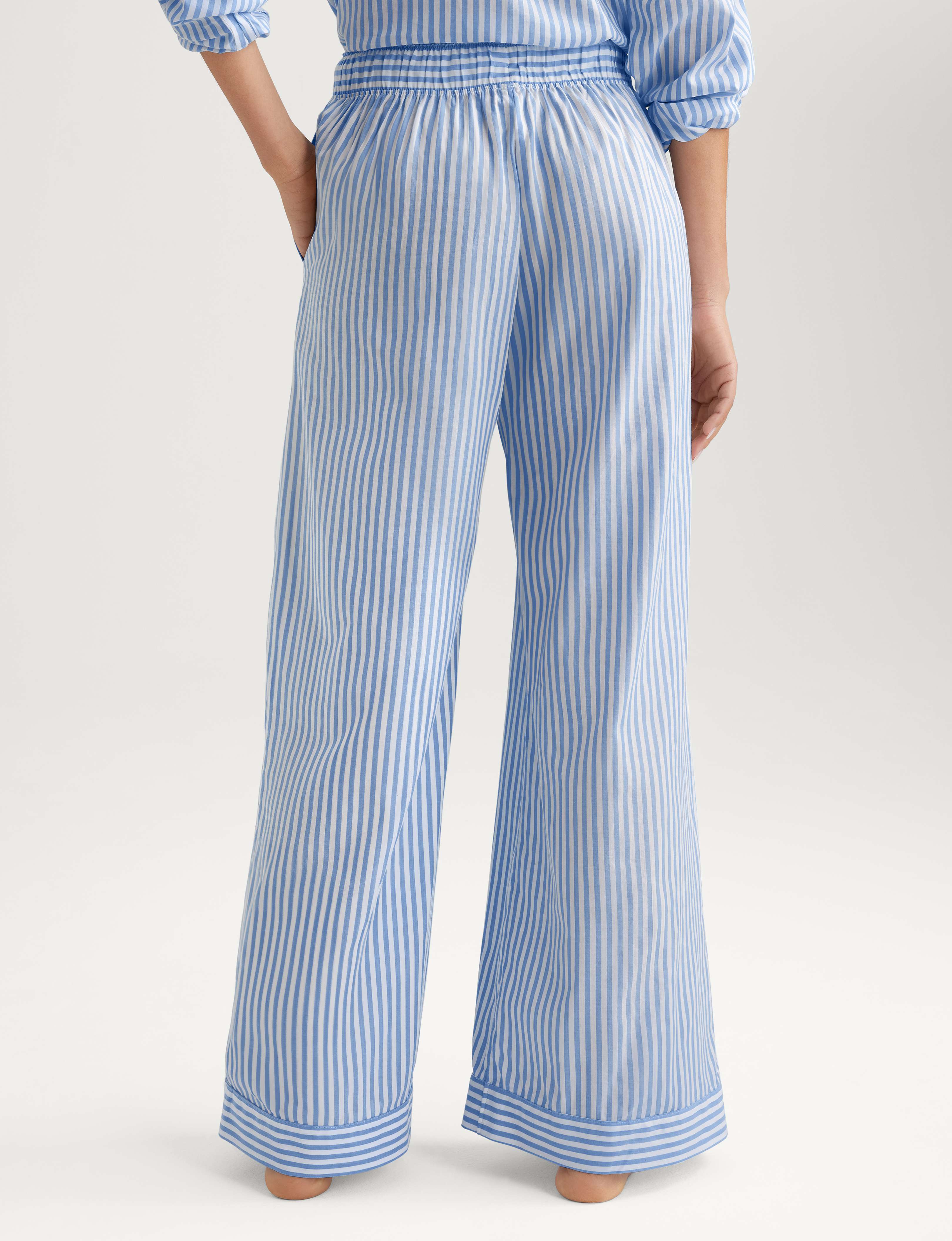 Women's Woven High Rise Pant
