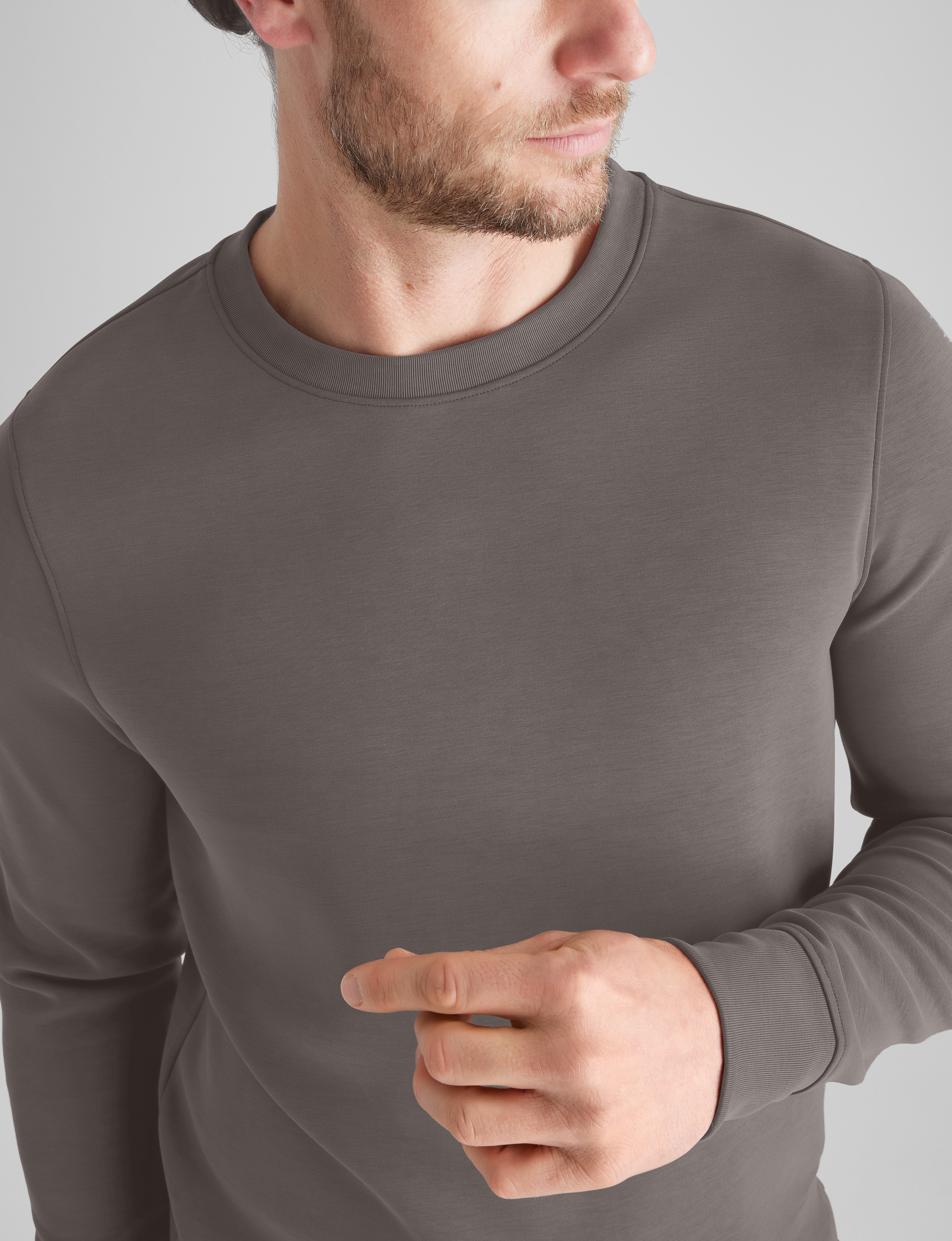 Luxe Traveler Knit Long Sleeve Crew Neck