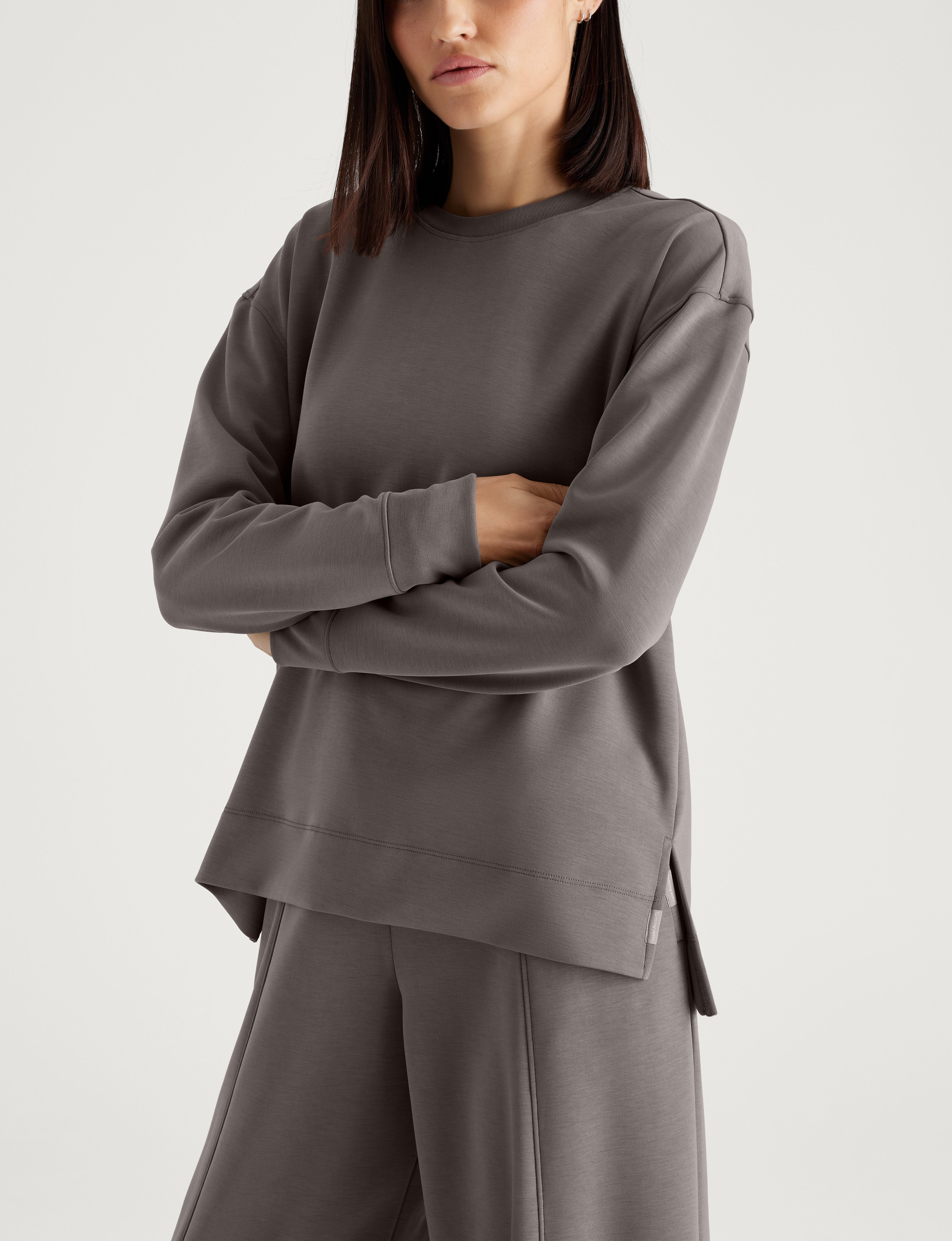 Women's Luxe Traveler Knit Long Sleeve Crew Neck